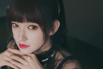 开云体育在线-雨夜圣西罗，英格兰少年贝林厄姆如何以一记惊世倒钩终结国际米兰的蓝色王朝