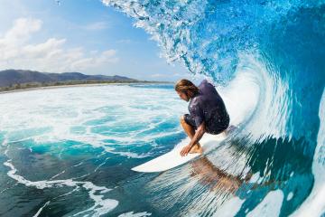 开云体育中国-西决生死战，莱万用11分钟杀死悬念