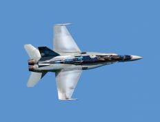 开云体育中国-黄蜂鏖战篮网，西亚卡姆一记定音三分书写关键先生传奇