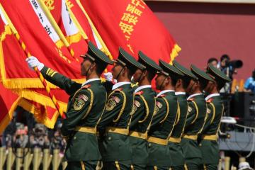 开云体育-湖人绝杀爵士，布伦森焦点战展现实力，NBA赛场上的英雄时刻