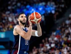 开云平台-步行者力克辽宁队，塔图姆状态火热