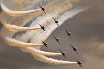 开云APP-梅西稳定输出不掉线，毕尔巴鄂末节发力带走多特蒙德