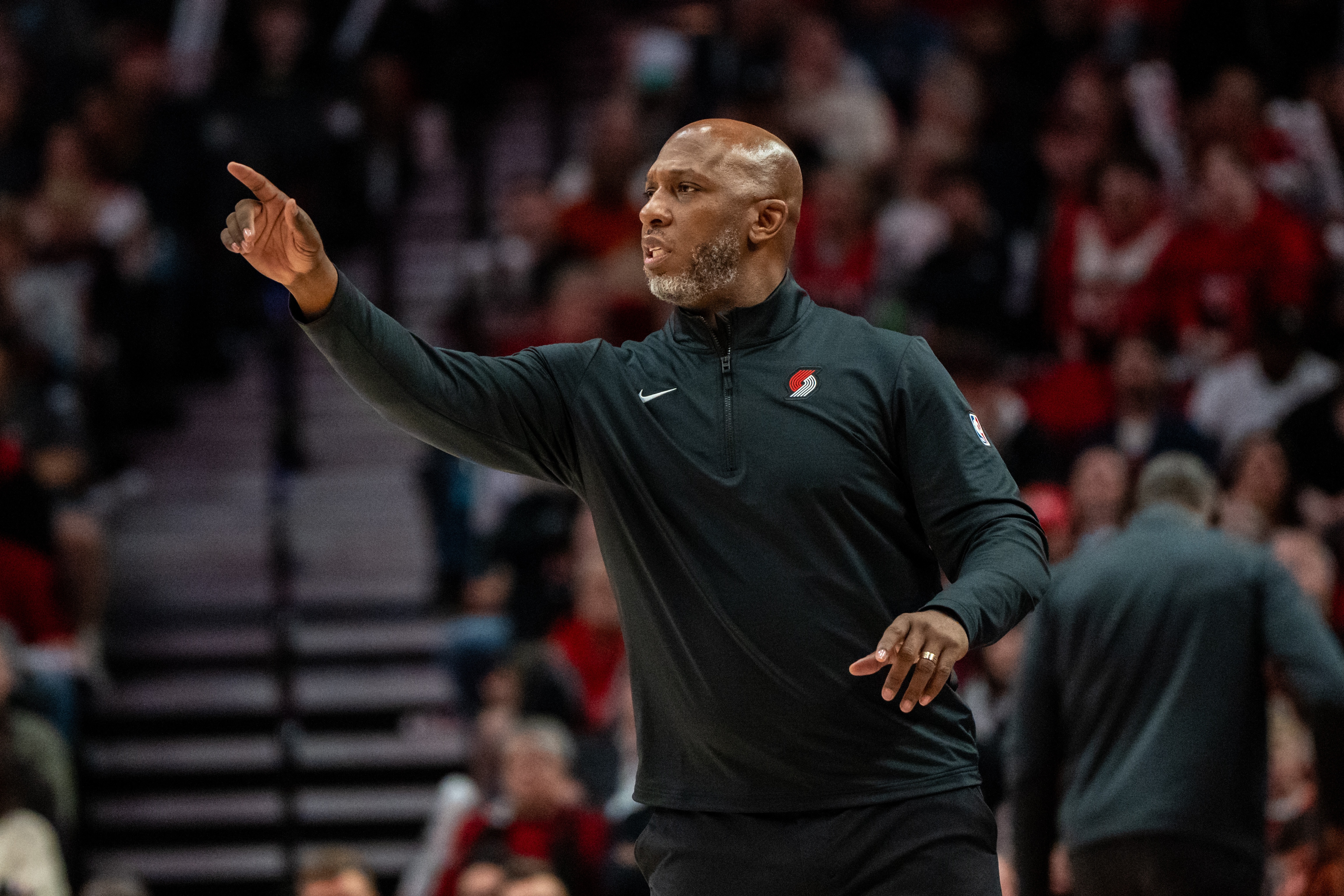 开云体育APP下载-包含开拓者横扫雷霆，晋级季后赛下一轮的词条