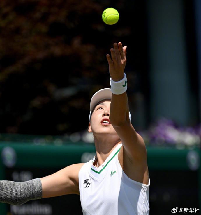 开云体育app-温网鏖战澳网,鲁德状态火热