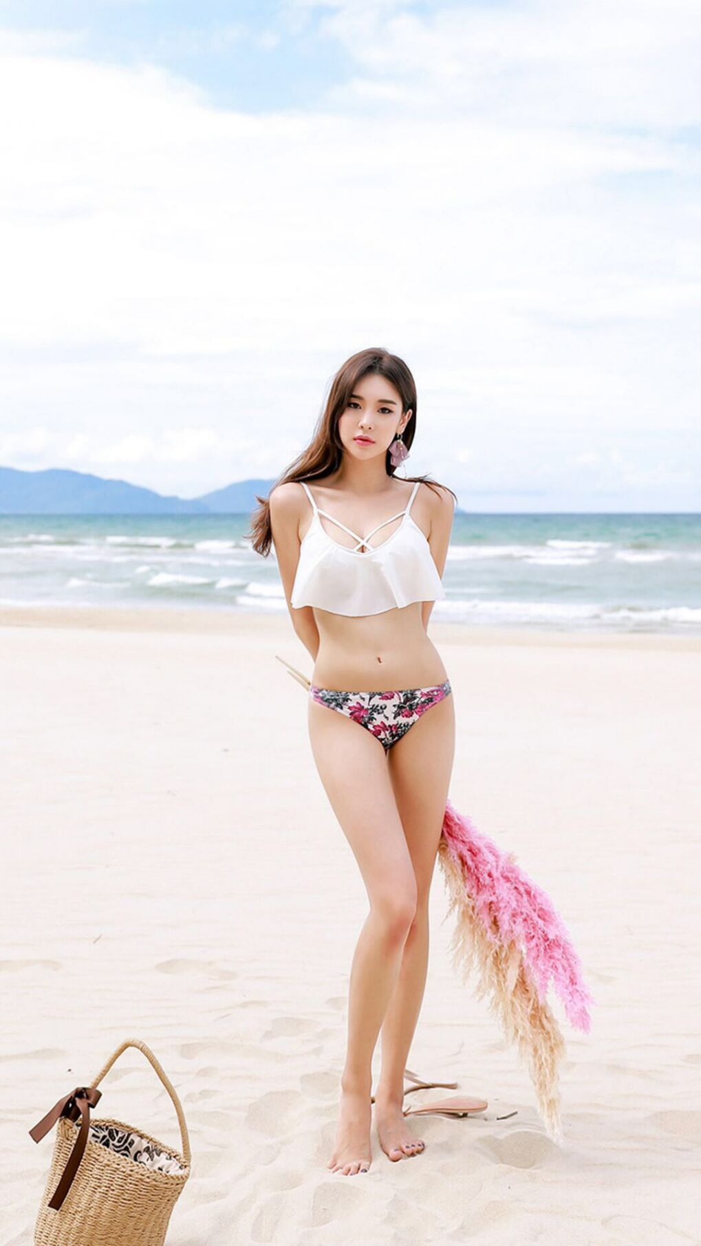 开云APP-双重震撼，波兰决胜局擒英格兰，内马尔F1揭幕战上演跨界奇迹