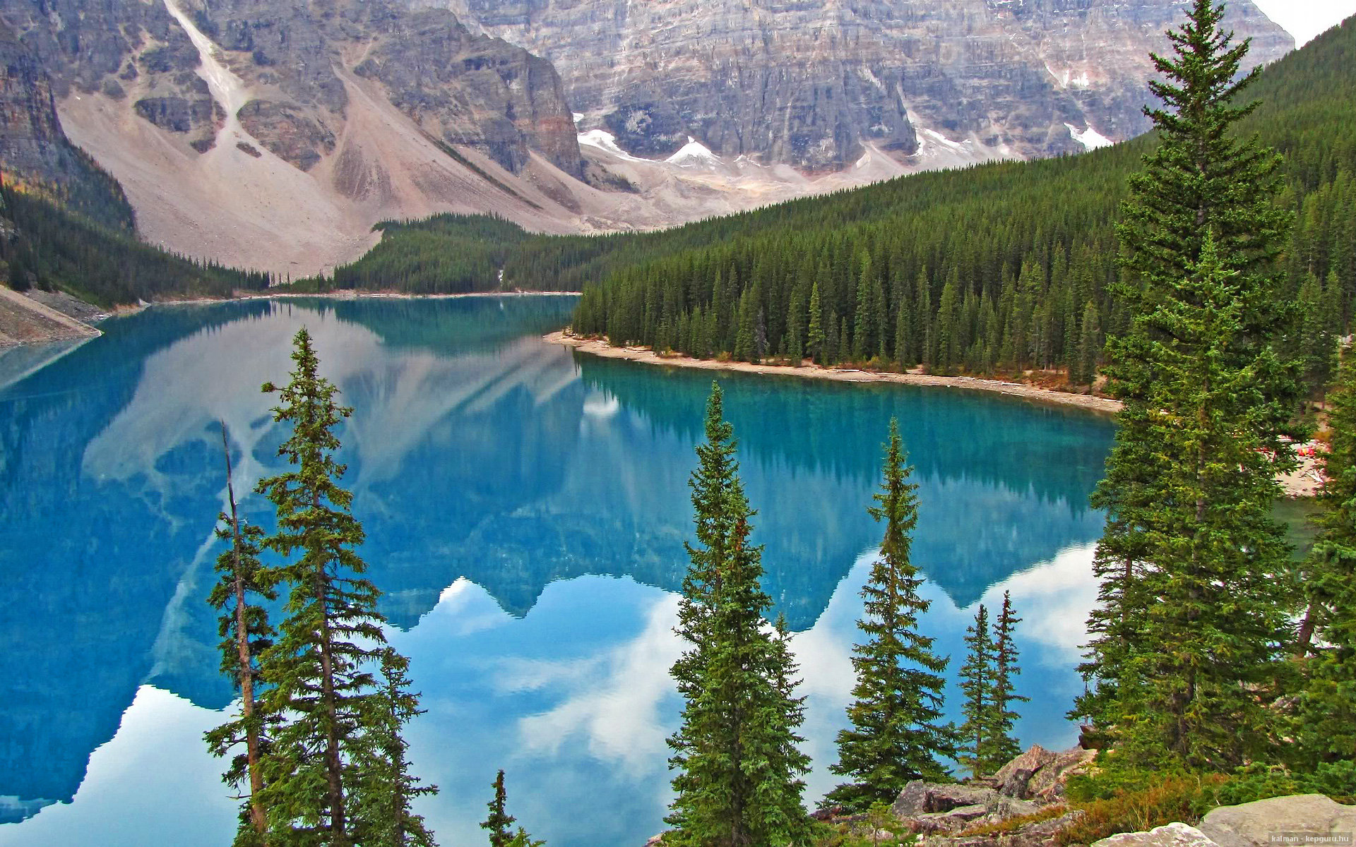 开云体育中国-黄蜂鏖战篮网，西亚卡姆一记定音三分书写关键先生传奇