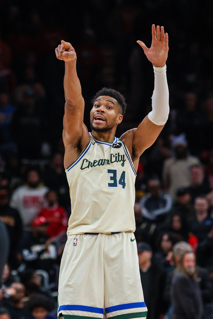 开云体育入口-开拓者对阵上海队，霍勒迪硬仗之王