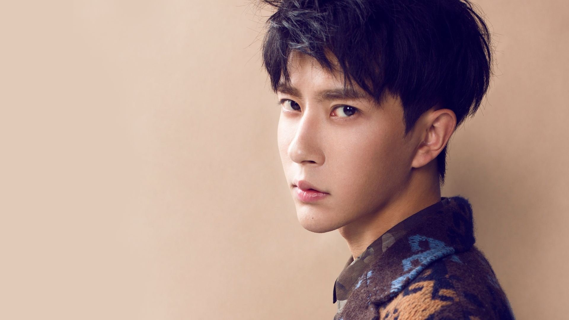 开云体育平台APP-绿茵场隐身，热搜登顶，NBA季后赛夜为何被内马尔接管？