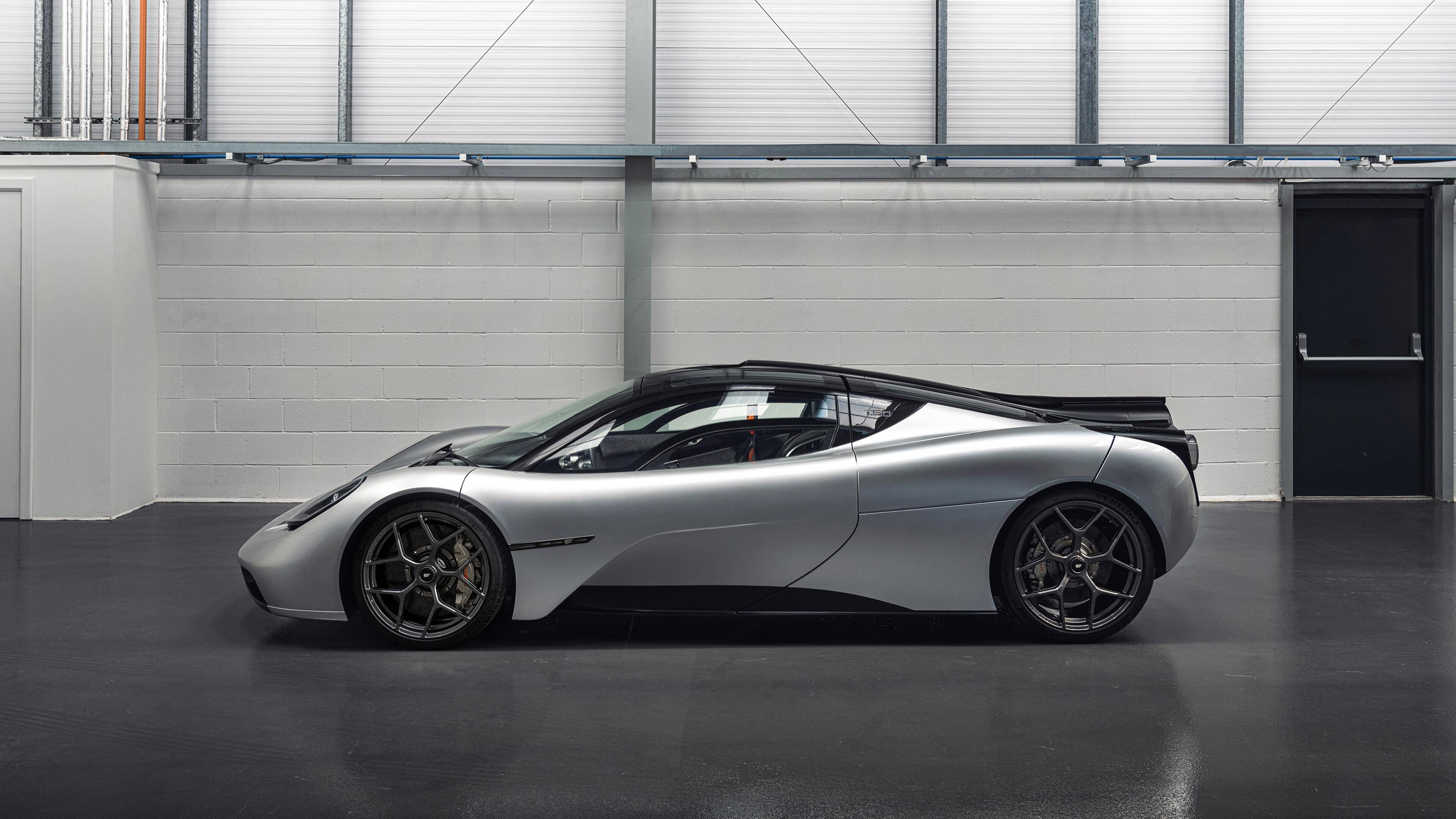 开云体育官网-铁血火箭强行终结公牛，爱德华兹持续杀伤撕碎防线